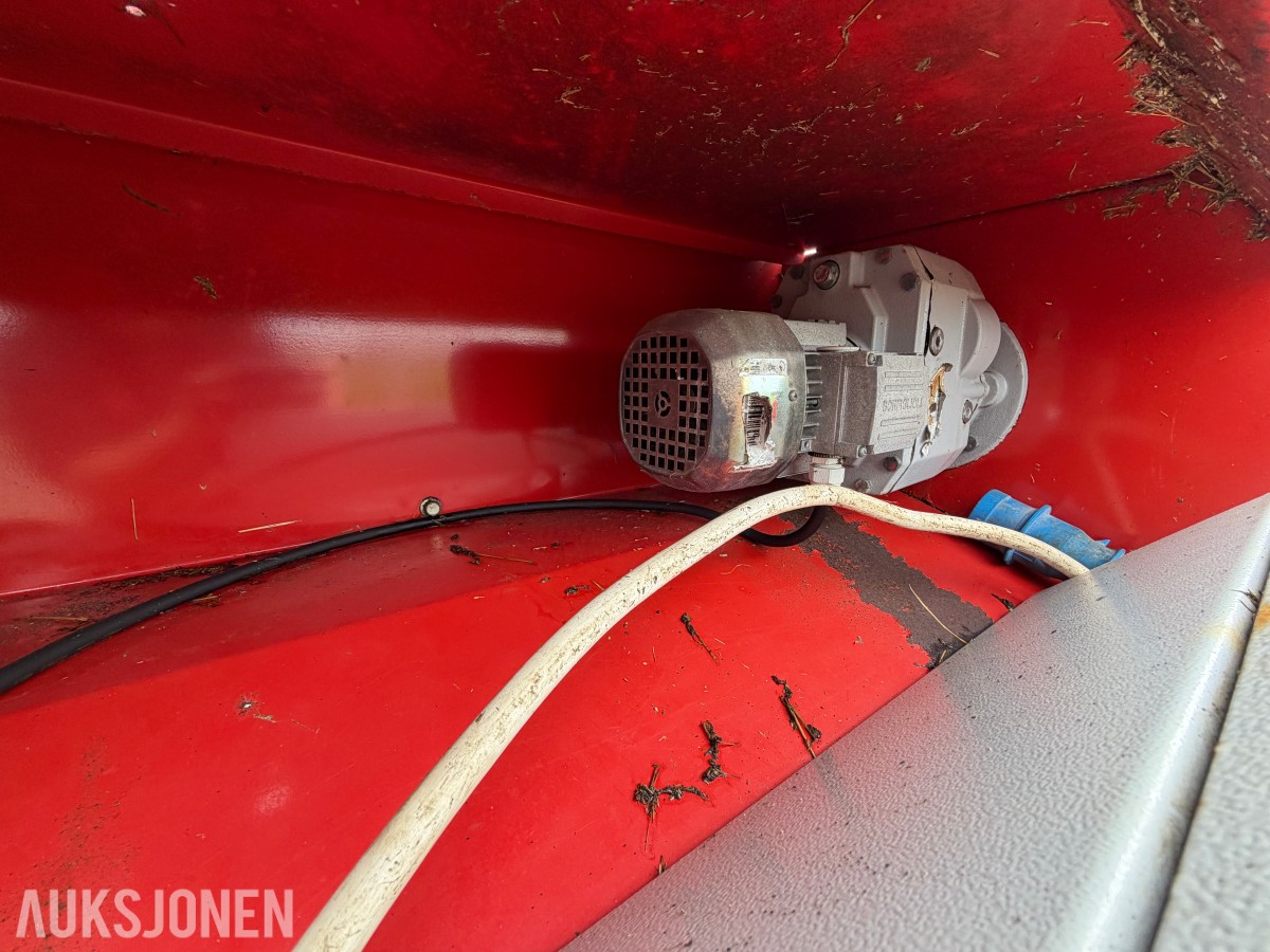 TKS K2 combicutter 1600 - rundballerive