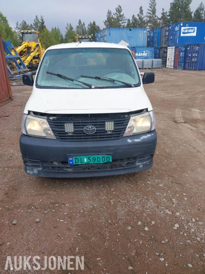 2007 Toyota HiAce 117 D 4WD
