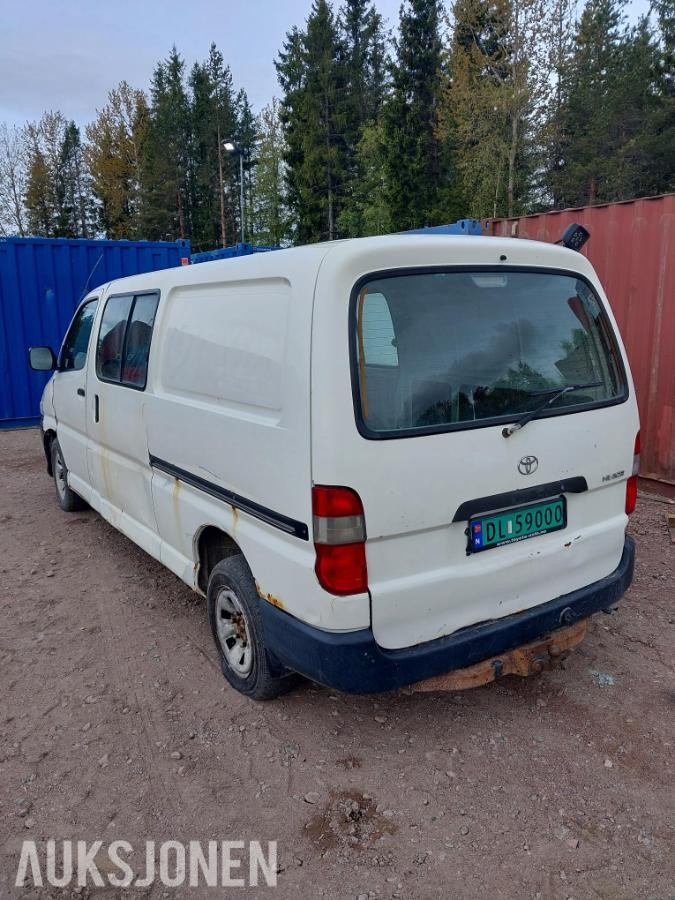 2007 Toyota HiAce 117 D 4WD