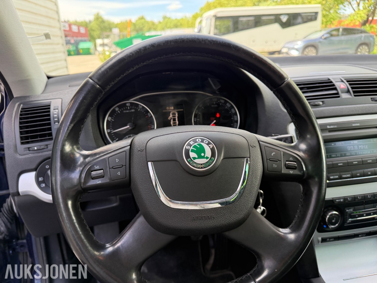 2011 Skoda OCTAVIA - Hengerfeste – Sommer- og vinterhjul – EU-godkjent til 11/2026