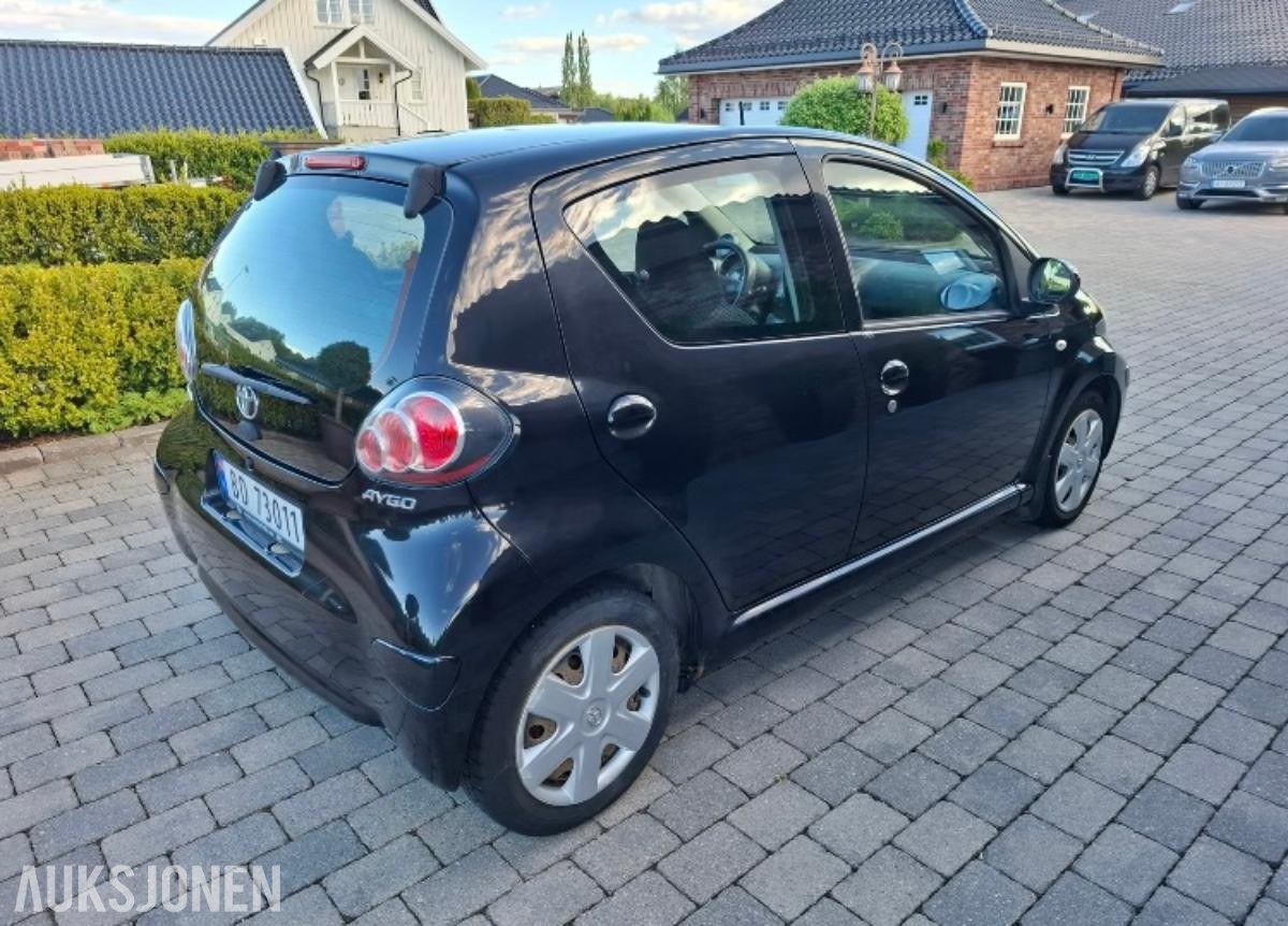 2011 Toyota Aygo 1.0 68hk s+v dekk eu ok 02.2027 176500km