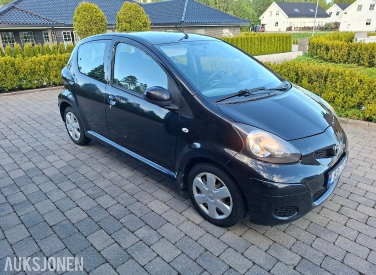2011 Toyota Aygo 1.0 68hk s+v dekk eu ok 02.2027 176500km