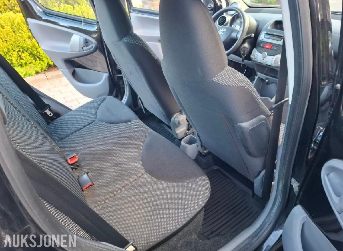 2011 Toyota Aygo 1.0 68hk s+v dekk eu ok 02.2027 176500km
