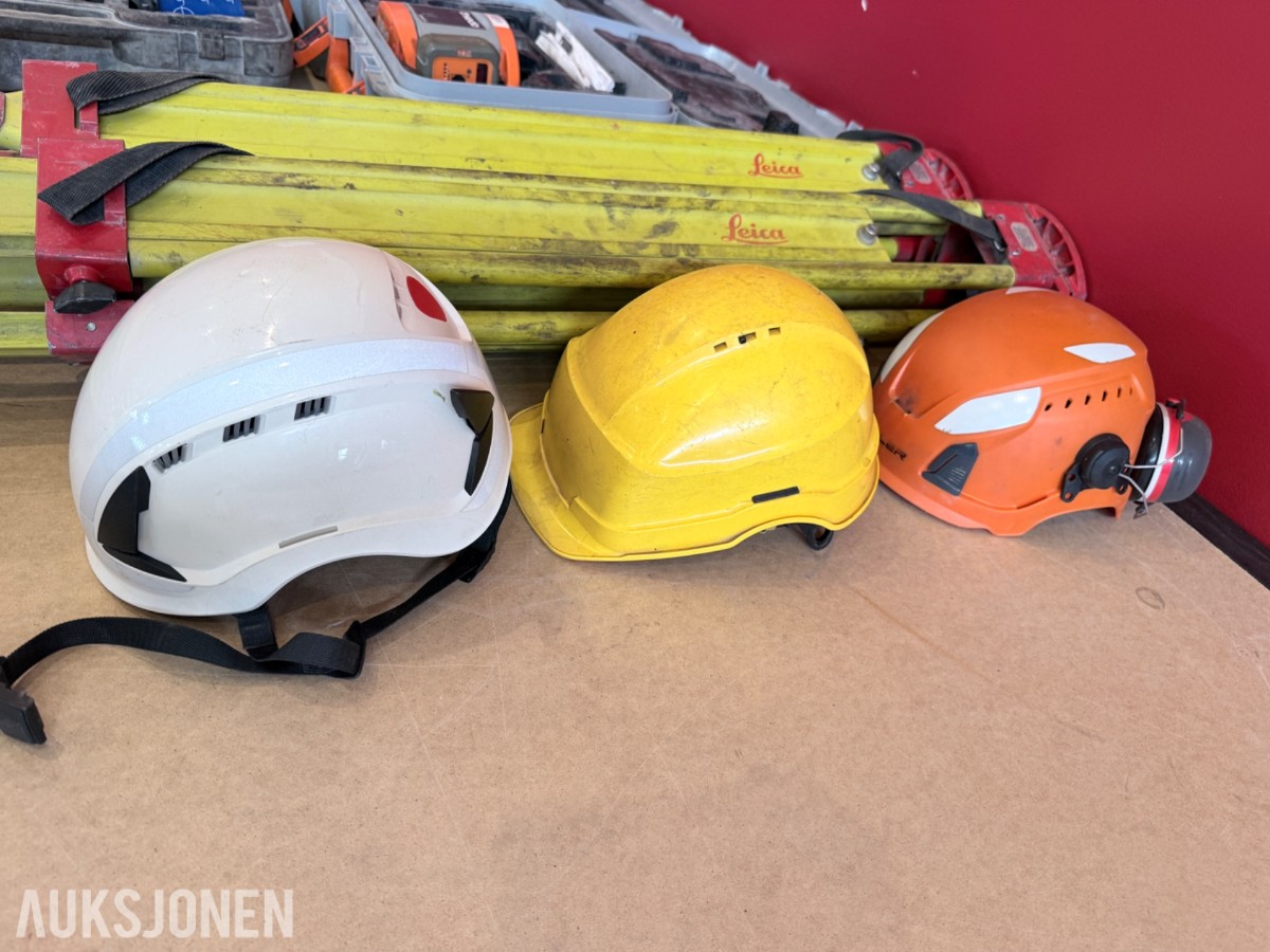GeoMax, Nedo og Leica måle-/laserutstyr med stativer og kofferter