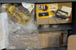 Parti med industriutstyr, festemateriell, CAT-deler og diverse komponenter