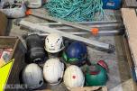 Parti med industriutstyr, festemateriell, CAT-deler og diverse komponenter