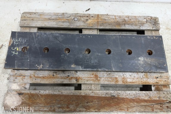Slitestål / skjærstål 1200 x 300 x 50 mm – 7 bolthull - INGEN MINSTEPRIS