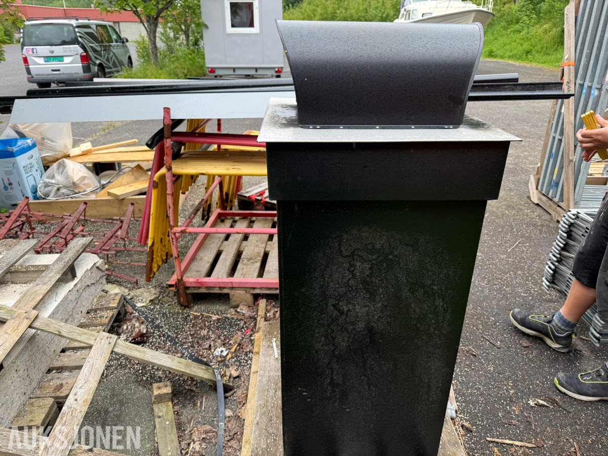 Diverse beslag , rennebeslag og tilbehør + Pipehatt 55x55