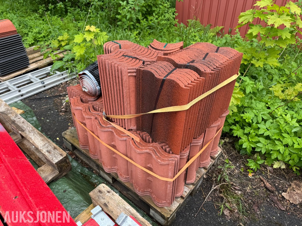 Skarpnes Takstein Dobbeltkrum Ru Antikk – ca. 120 stk + 9 mønestein