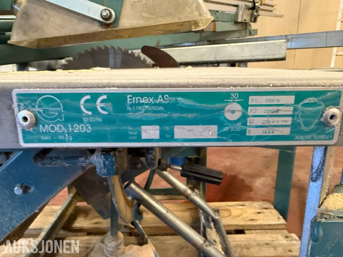 Ernex 1203 kapp og bordsag 230V – med rullebord