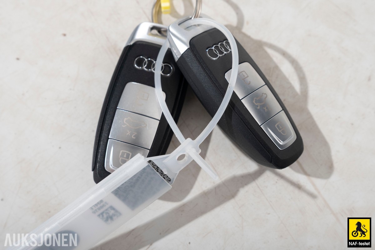 2022 Audi Q4 50 QUATTRO EN EIER HENGERFESTE SPORTSSETER KAMERA