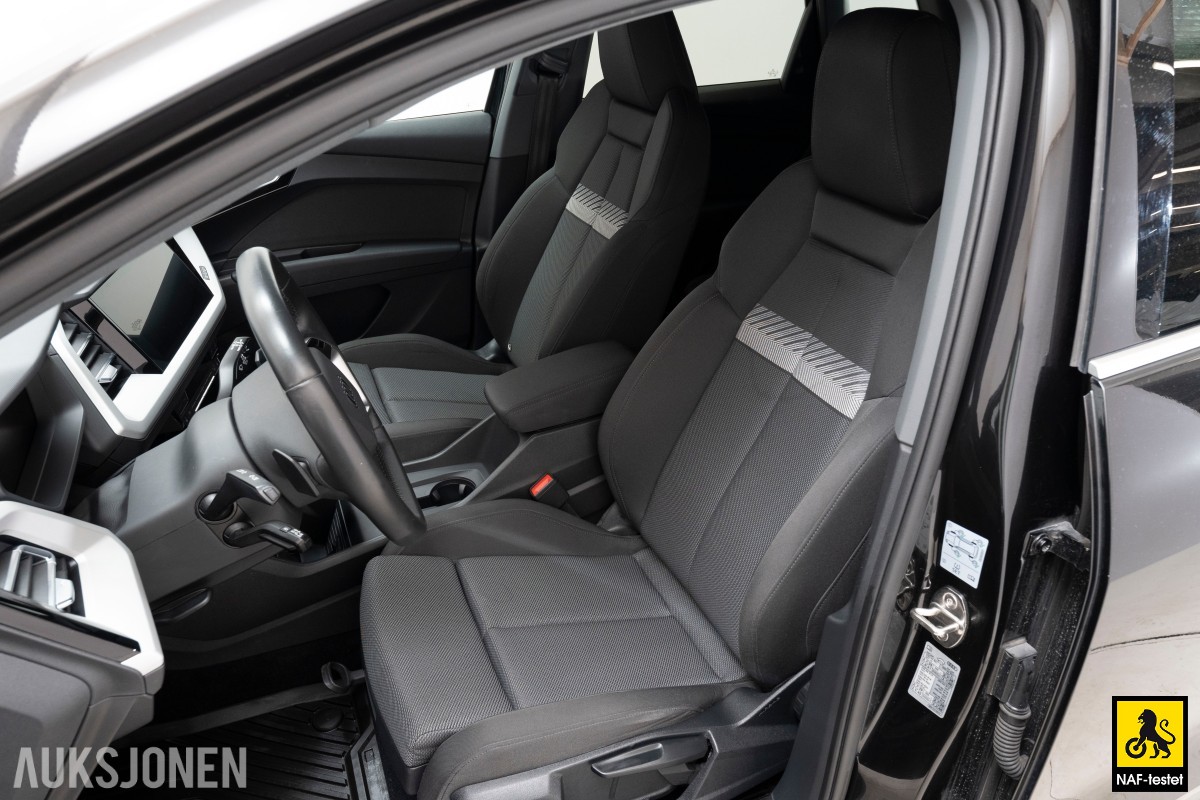 2022 Audi Q4 50 QUATTRO EN EIER HENGERFESTE SPORTSSETER KAMERA