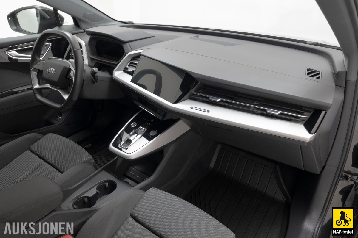 2022 Audi Q4 50 QUATTRO EN EIER HENGERFESTE SPORTSSETER KAMERA