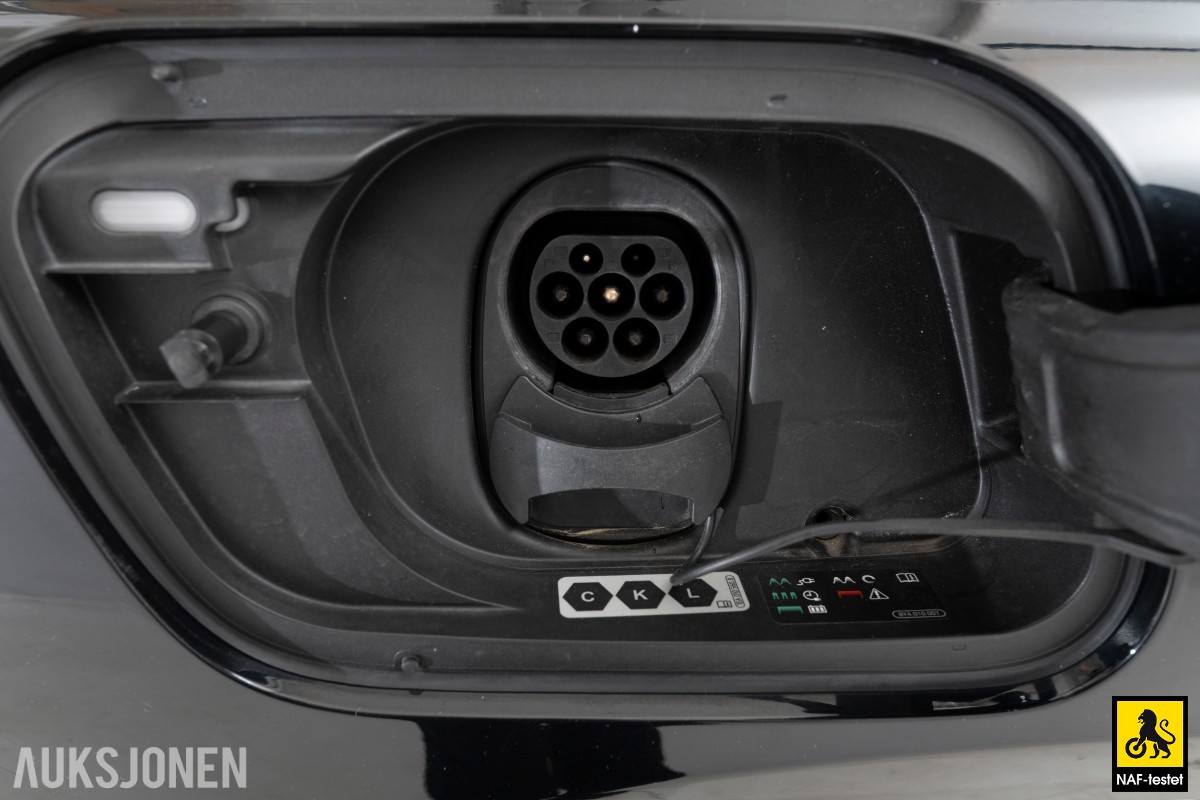 2022 Audi Q4 50 QUATTRO EN EIER HENGERFESTE SPORTSSETER KAMERA
