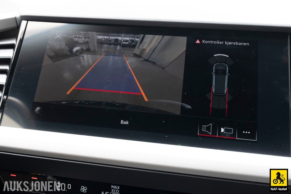 2022 Audi Q4 50 QUATTRO EN EIER HENGERFESTE SPORTSSETER KAMERA