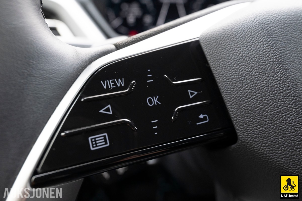 2022 Audi Q4 50 QUATTRO EN EIER HENGERFESTE SPORTSSETER KAMERA