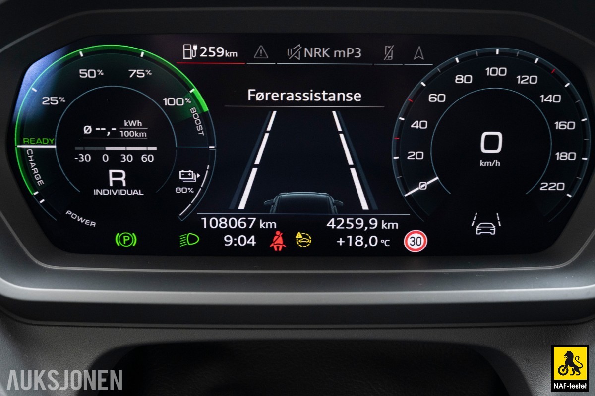 2022 Audi Q4 50 QUATTRO EN EIER HENGERFESTE SPORTSSETER KAMERA