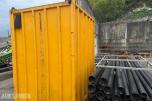 8 fots lagercontainer - låsbar dør og innvendig hylleløsning