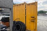 8 fots lagercontainer - låsbar dør og innvendig hylleløsning