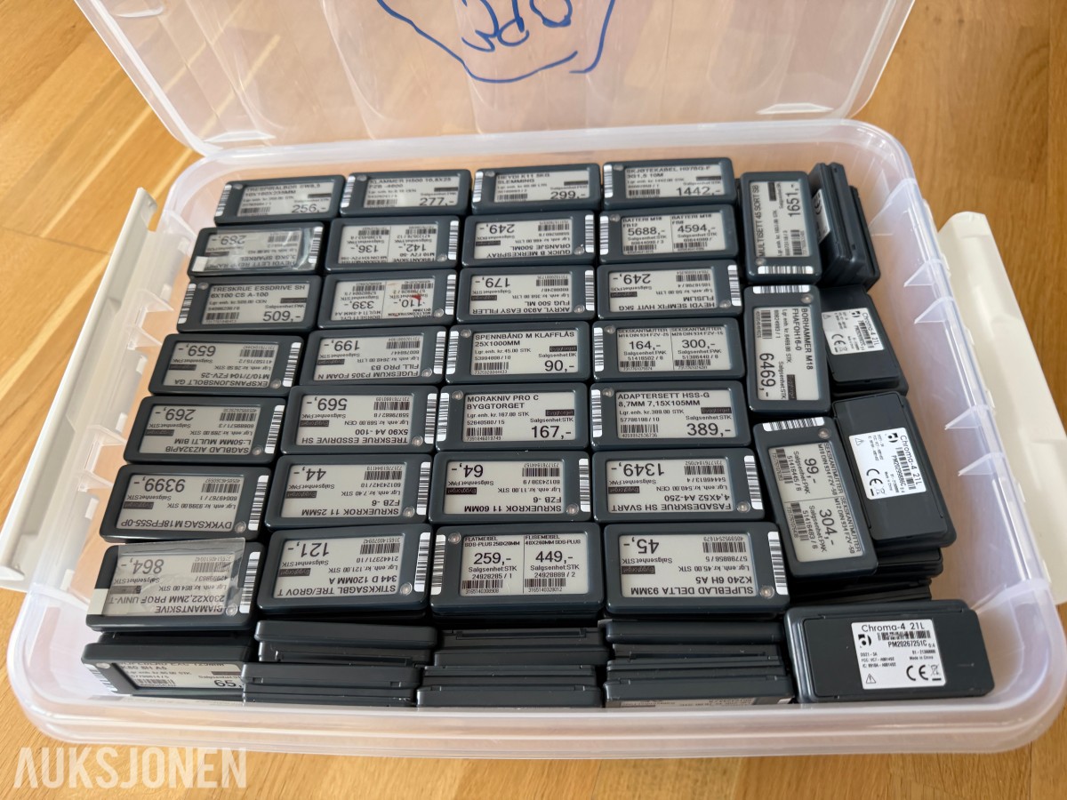 Delfi/Breece Chroma-4 elektroniske hylleetiketter med tilbehør