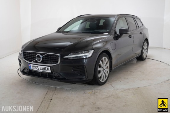 2020 Volvo V60 T8 390 HK R-DESIGN ACC HENGERFESTE 360-KAMERA HEAD-UP 