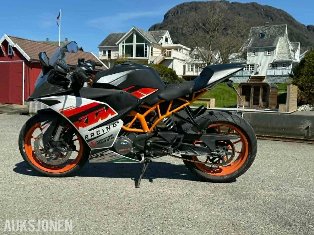 2016 KTM RC 125R