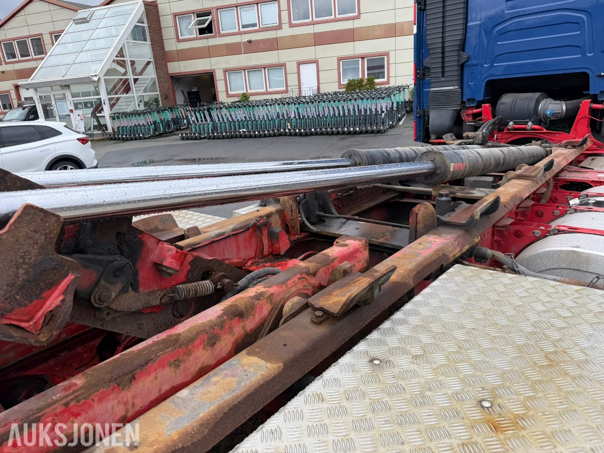 2017 Volvo FH540 krokbil med multilift krok / EU-godkjent