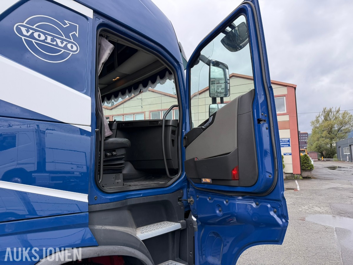 2017 Volvo FH540 krokbil med multilift krok / EU-godkjent