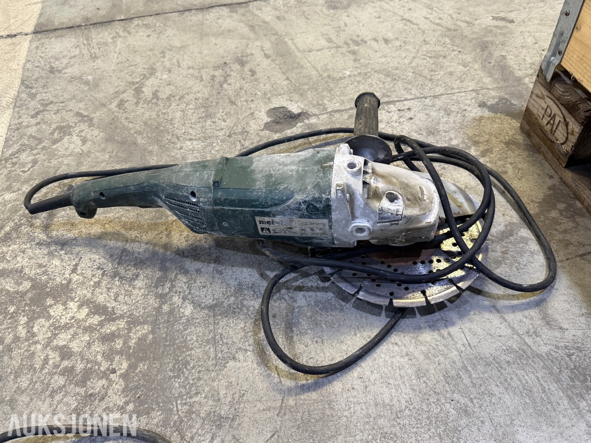 Parti med slipeskiver, kappeskiver og vinkelslipere – HiKOKI,Metabo og Hitachi