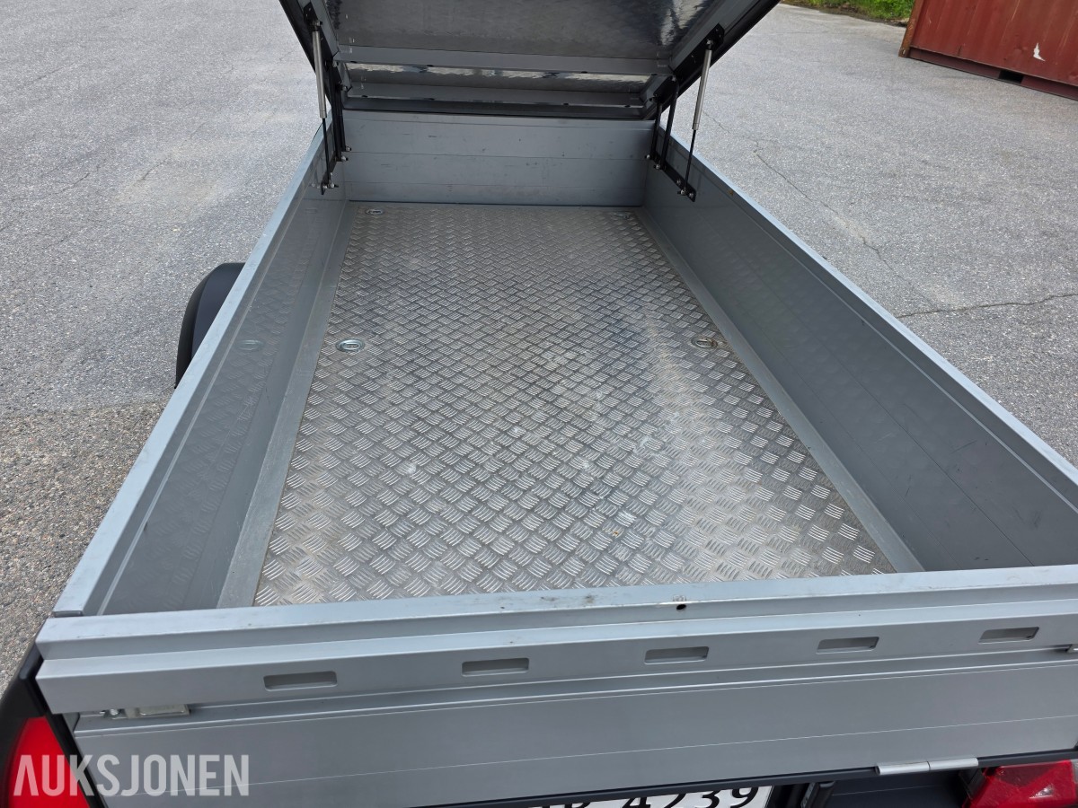 2015 Lobster GP25HD tilhenger med sykkelstativ/alulokk