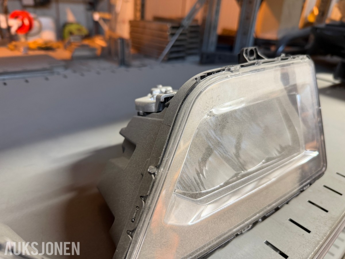 2017 Scania Originale taklamper fra Next Gen