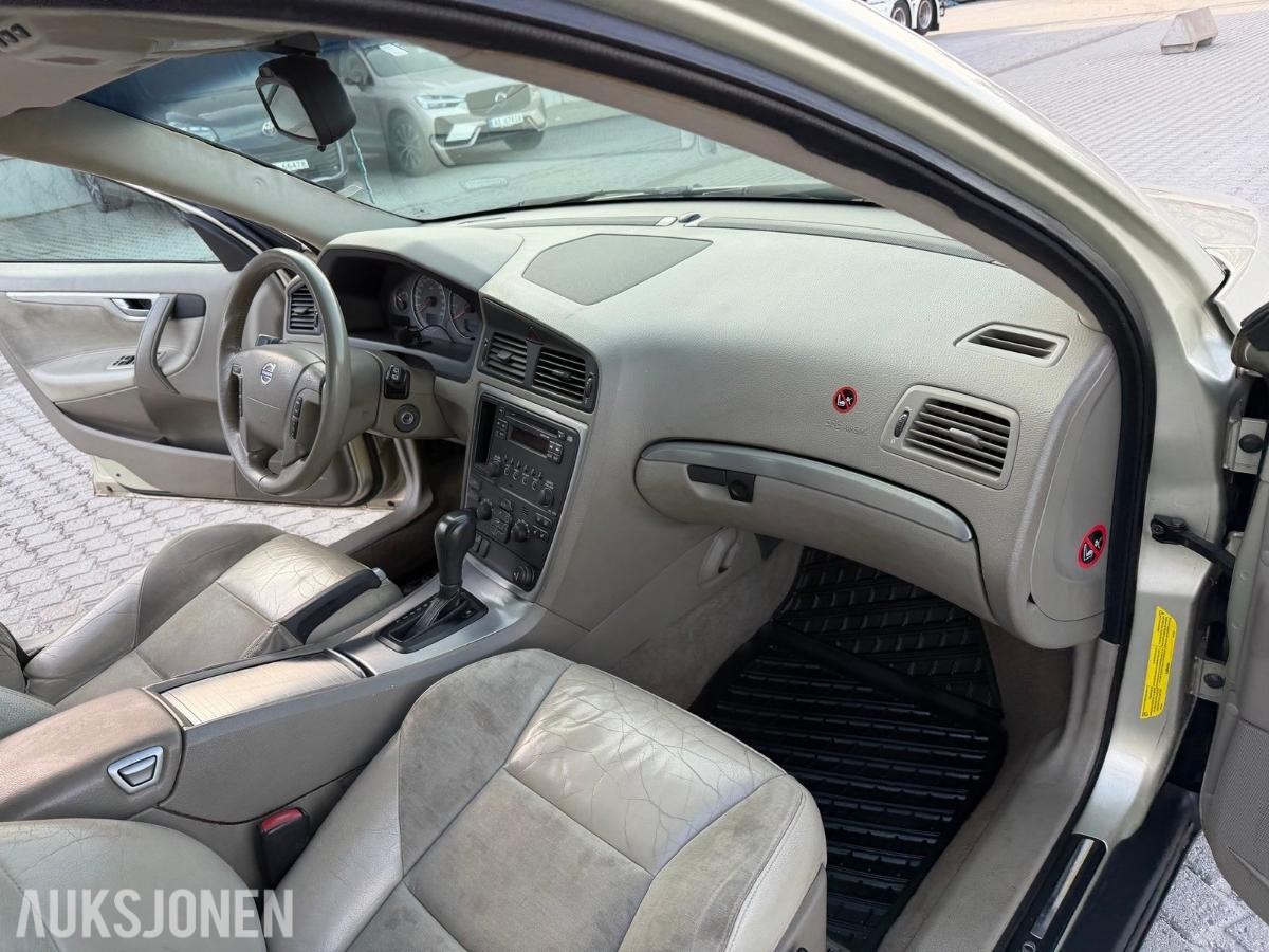 2006 VOLVO V70 2.0T AUTOMAT SUMMUM | SKINN | HENGERFESTE | SOMMER- OG VINTERHJUL