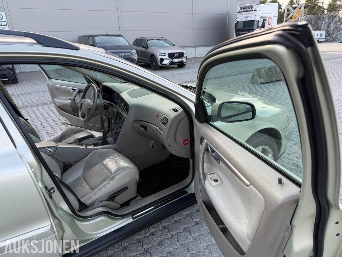 2006 VOLVO V70 2.0T AUTOMAT SUMMUM | SKINN | HENGERFESTE | SOMMER- OG VINTERHJUL