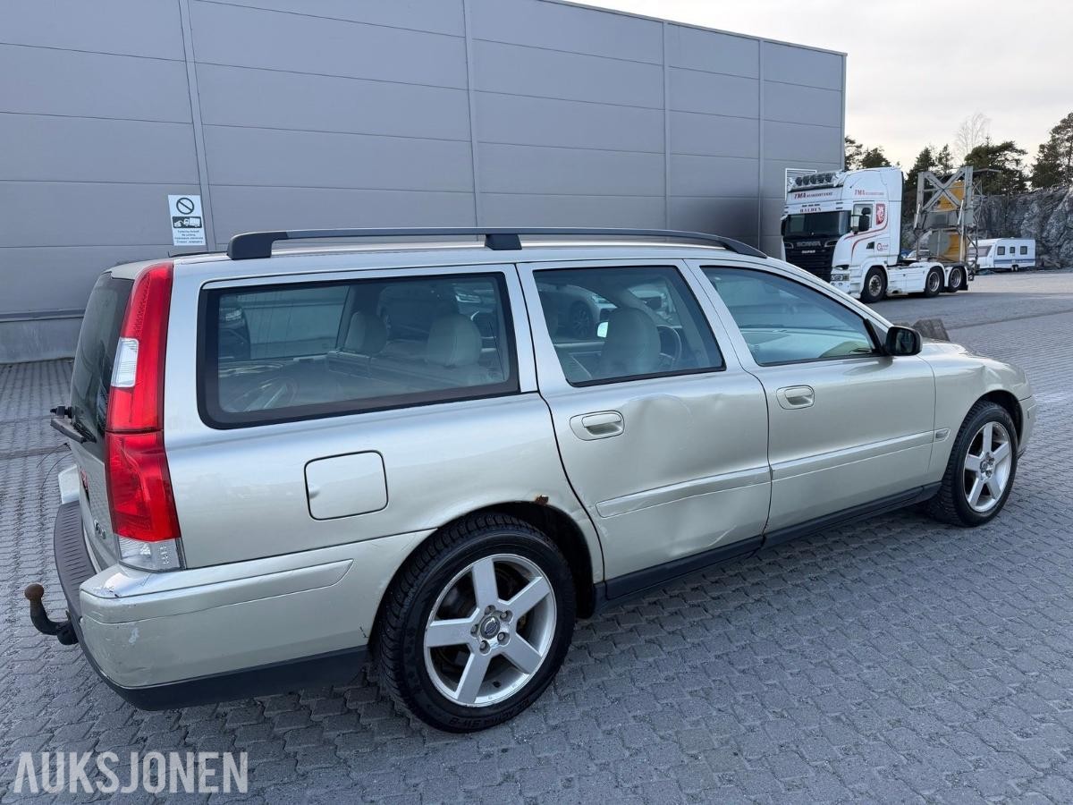 2006 VOLVO V70 2.0T AUTOMAT SUMMUM | SKINN | HENGERFESTE | SOMMER- OG VINTERHJUL