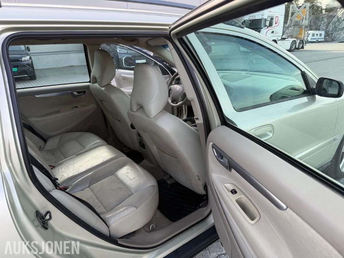 2006 VOLVO V70 2.0T AUTOMAT SUMMUM | SKINN | HENGERFESTE | SOMMER- OG VINTERHJUL