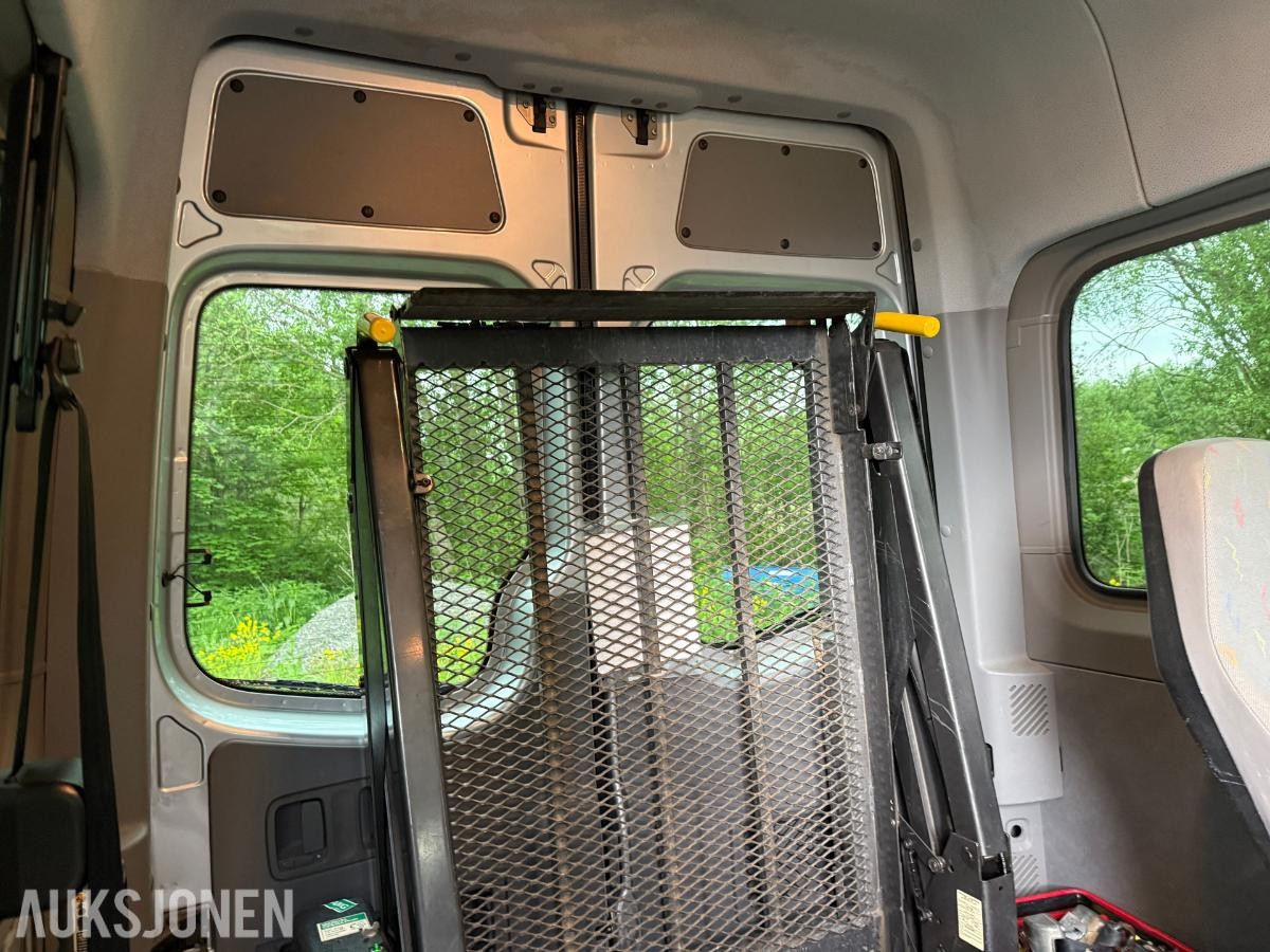 2008 Volkswagen Crafter, 2.5-136 D, 261700km m/el. Rullestolrampe