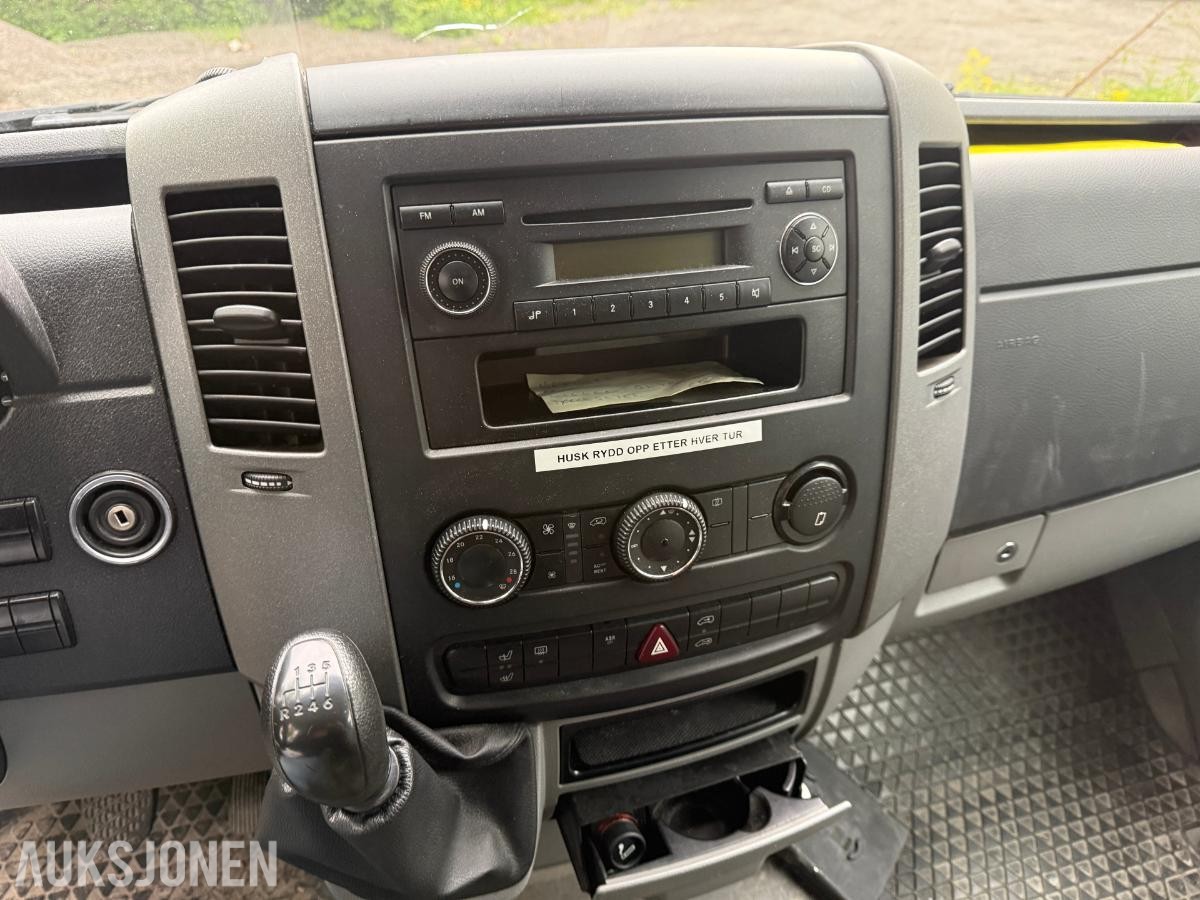 2008 Volkswagen Crafter, 2.5-136 D, 261700km m/el. Rullestolrampe