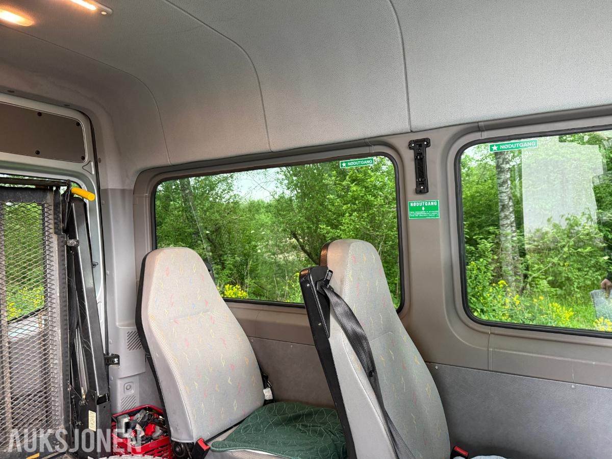 2008 Volkswagen Crafter, 2.5-136 D, 261700km m/el. Rullestolrampe