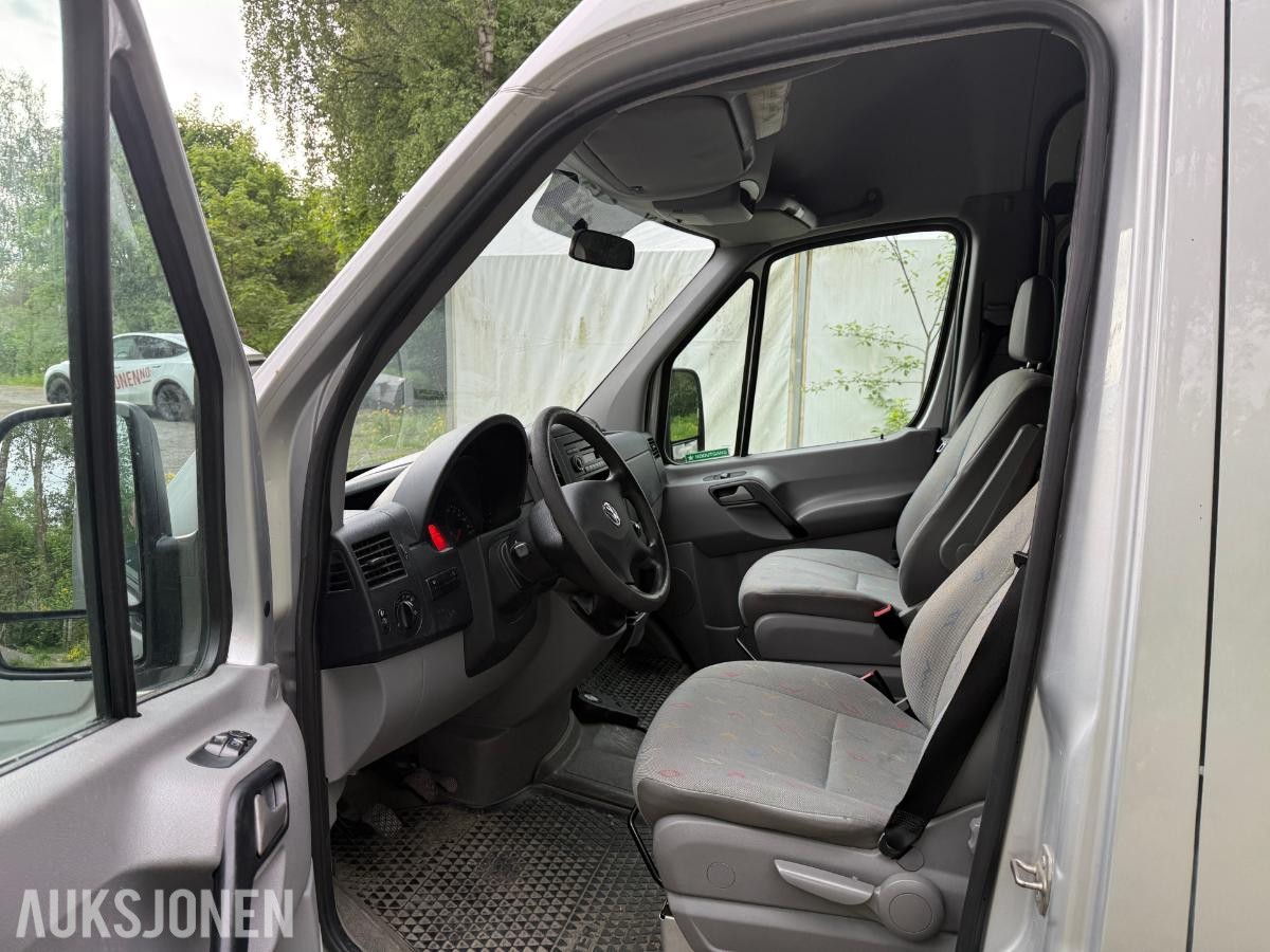 2008 Volkswagen Crafter, 2.5-136 D, 261700km m/el. Rullestolrampe