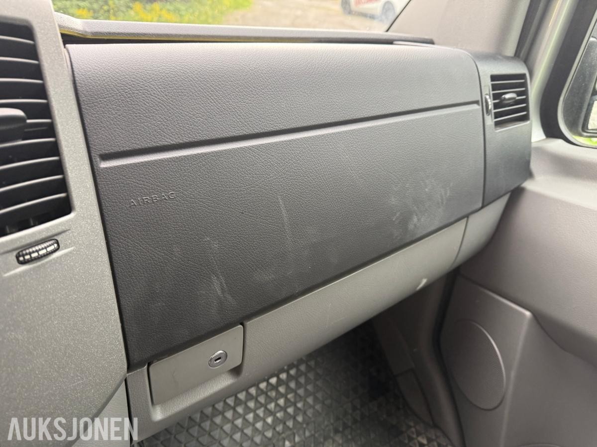2008 Volkswagen Crafter, 2.5-136 D, 261700km m/el. Rullestolrampe