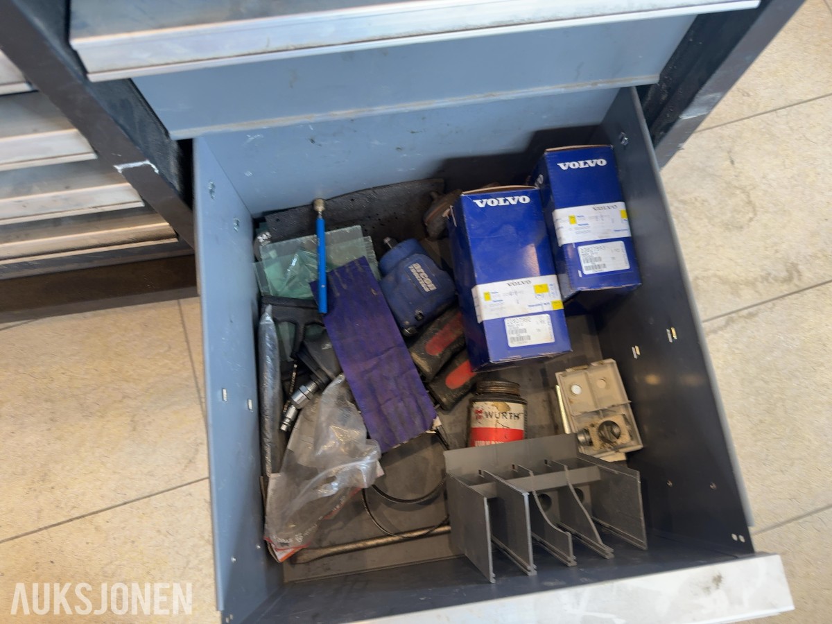 KCL Tools verktøyvogn med håndverktøy, Wiha, Würth og tilbehør