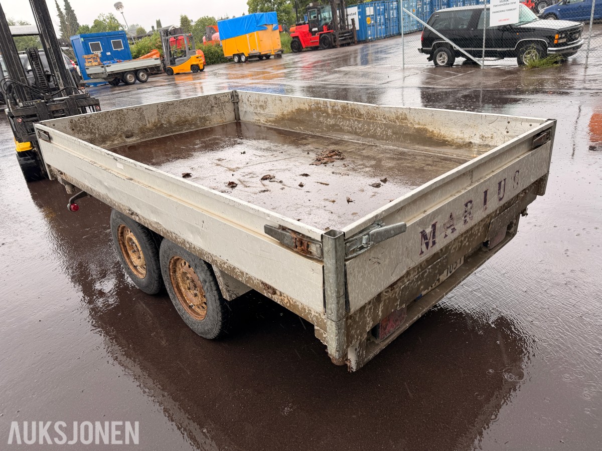2010 Henra K3,27 TIPPHENGER med 1800kg nyttelast