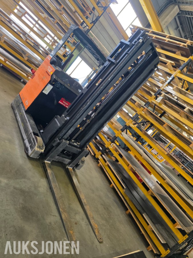 2003 Toyota 7FBRE25-1 skyvemasttruck