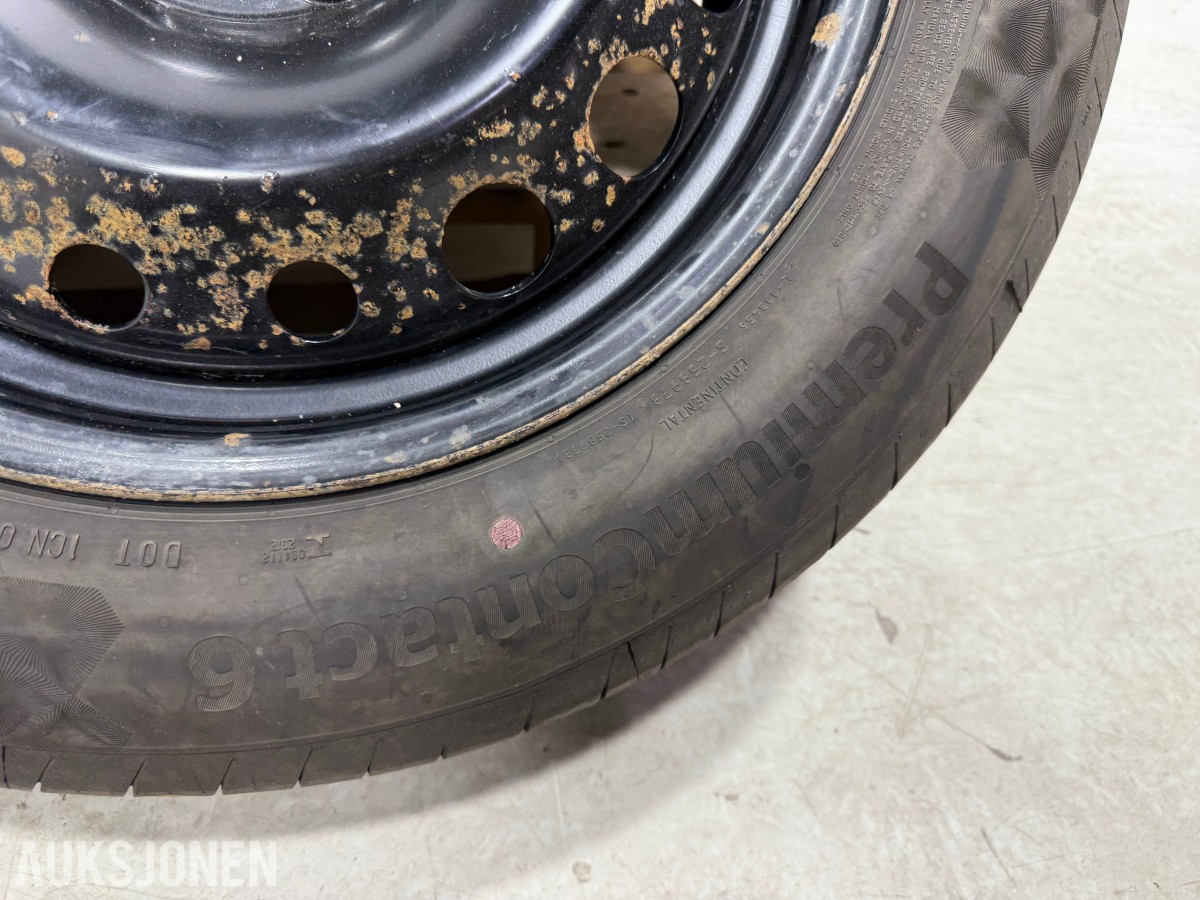 3 STK ford felger 1 STK Alu felg 5x108