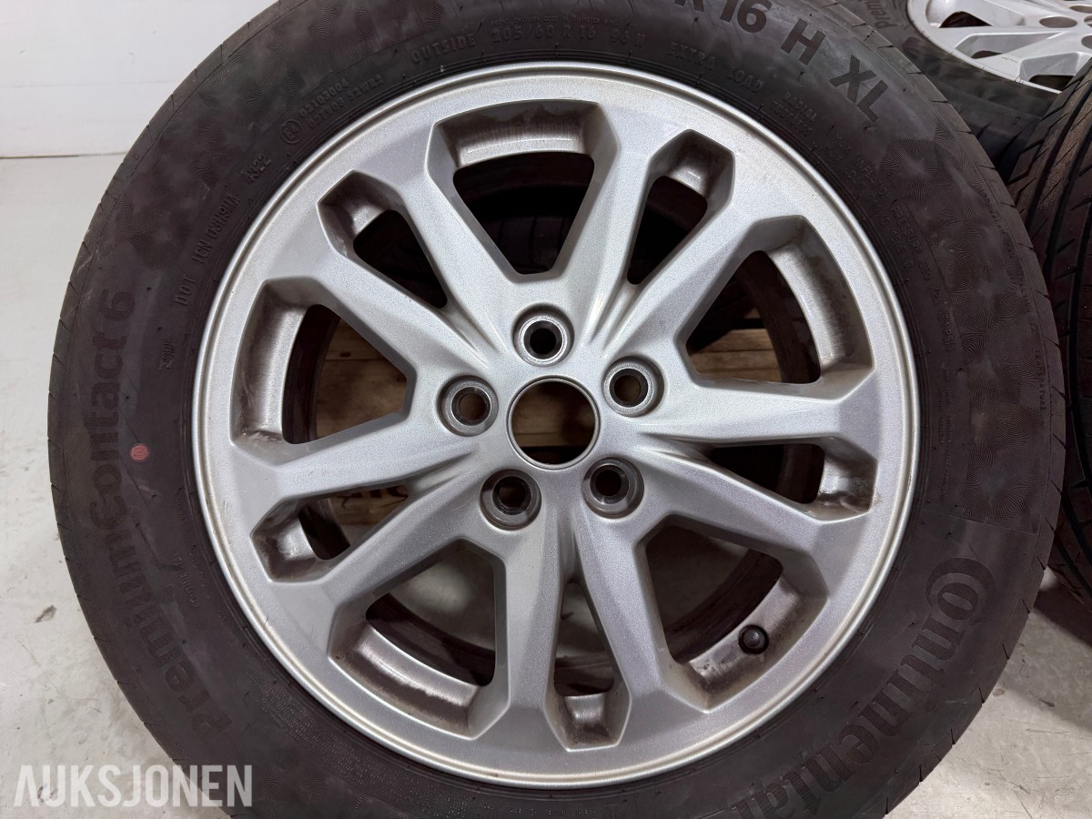 3 STK ford felger 1 STK Alu felg 5x108