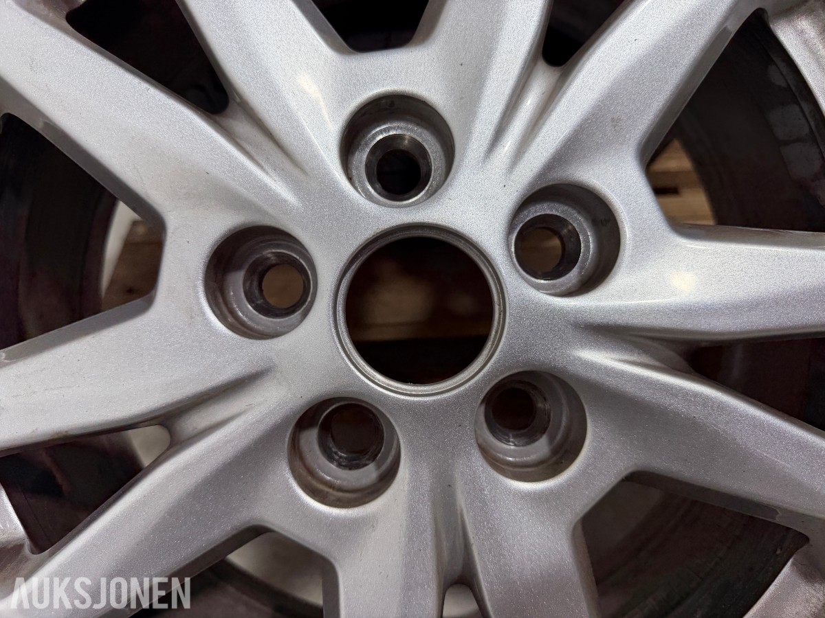 3 STK ford felger 1 STK Alu felg 5x108