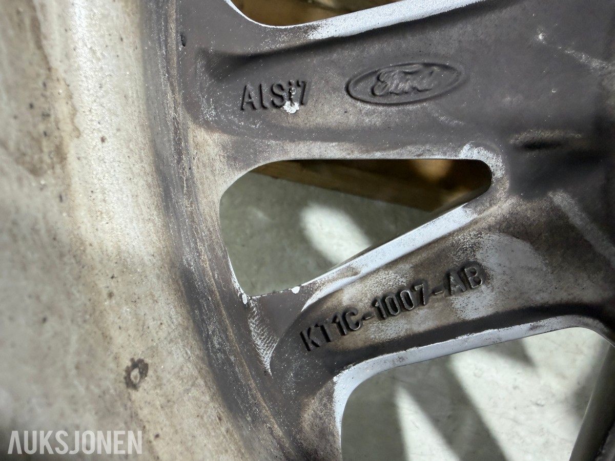 3 STK ford felger 1 STK Alu felg 5x108