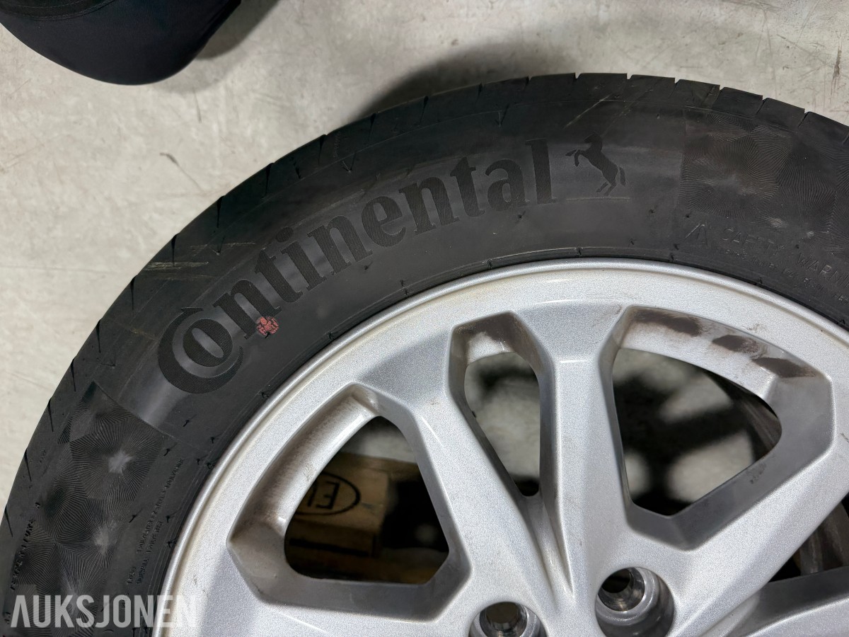 3 STK ford felger 1 STK Alu felg 5x108