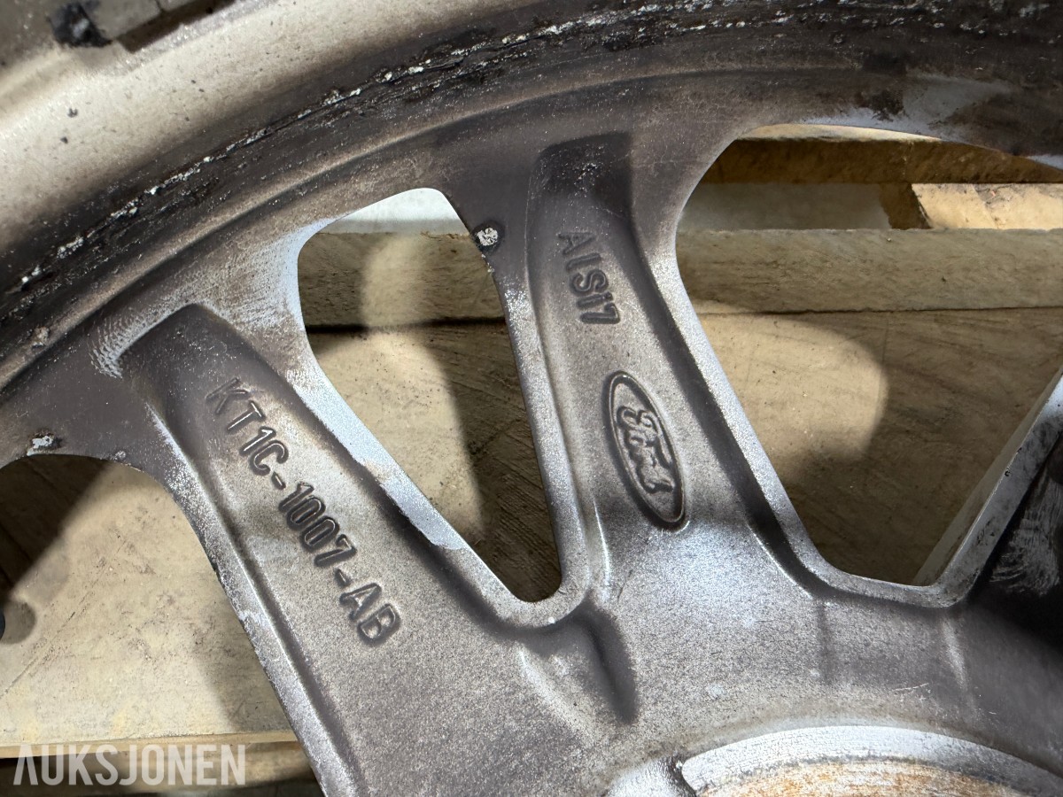 3 STK ford felger 1 STK Alu felg 5x108
