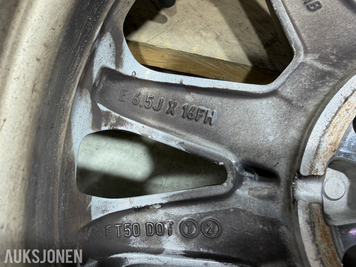 3 STK ford felger 1 STK Alu felg 5x108